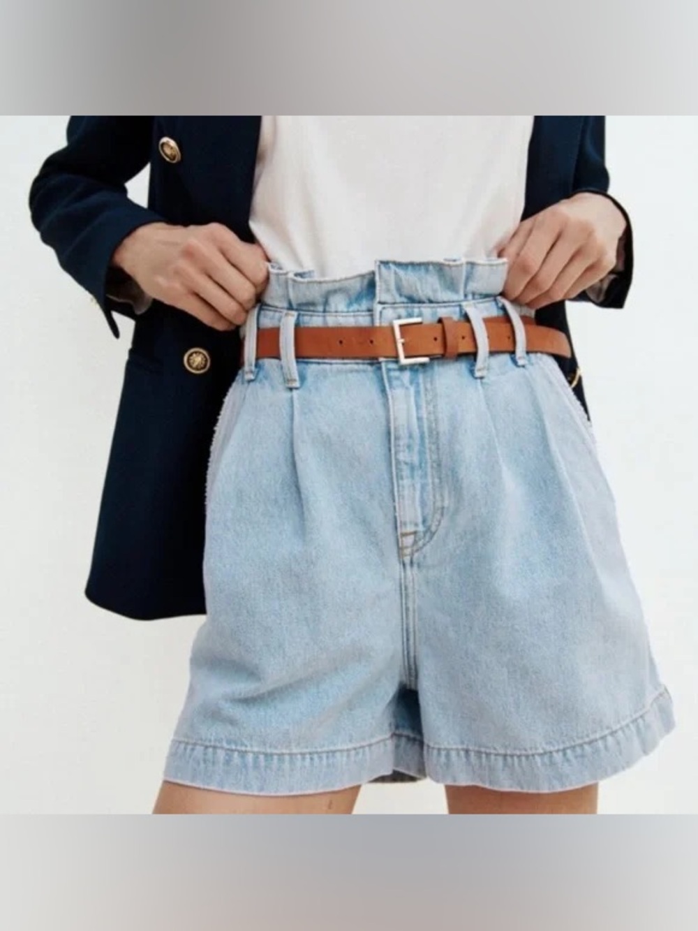 Zara NWT Paperbag Denim Shorts Light Wash Belted High Rise Shorts Size 2